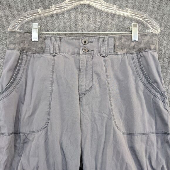 Nike ACG Women's All Conditions Capri Pants Gray 8M Patch Pocket Flat Front - Picture 6 of 11